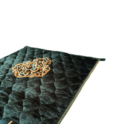 Emerald Crest Harmony – Premium Quilted Prayer Mat